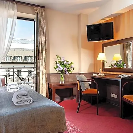 Wielopole 3*