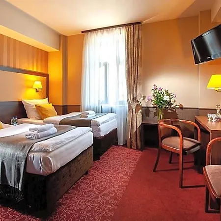 Hotel Wielopole 3*