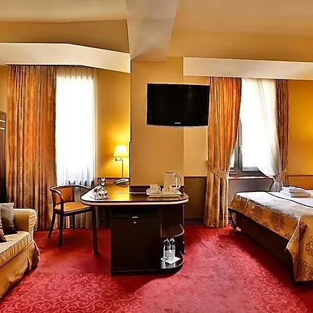 Hotel Wielopole 3*