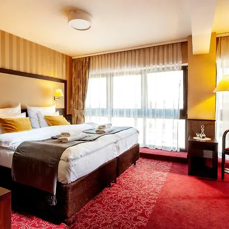 Hotel Wielopole 3*